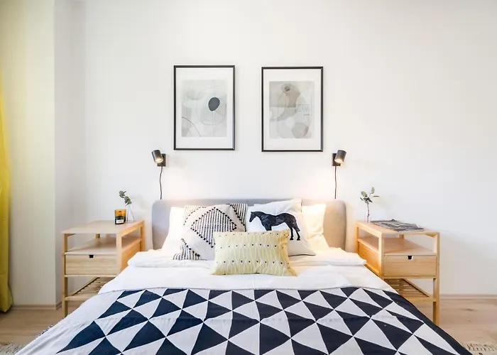 Cosy Tolnai Street Apartments