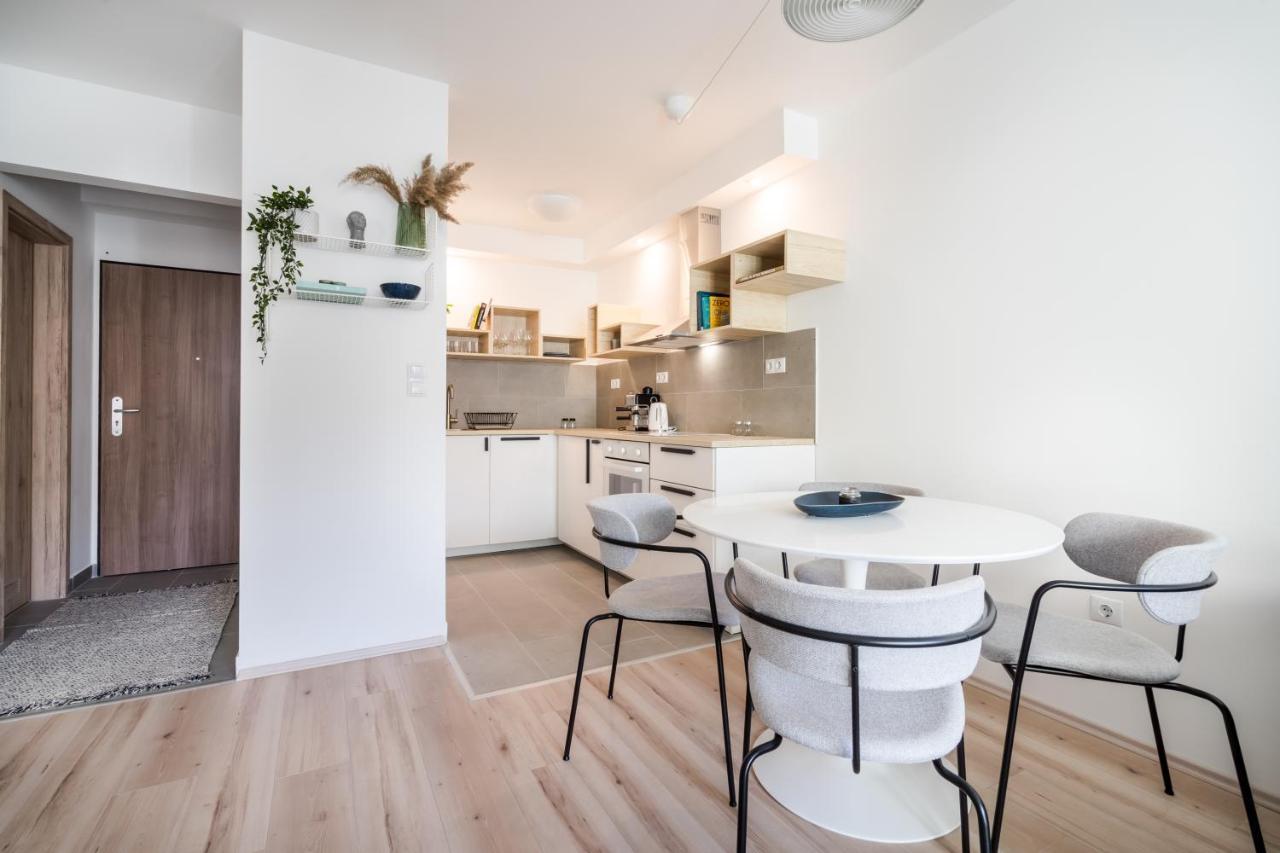 Cosy Tolnai Street Апартаменты *